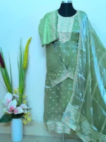 জাপানিজ সিল্ক এমব্রয়ডারিড এনসেম্বল